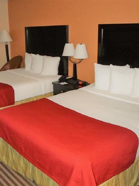 Baymont By Wyndham Dallas/ Love Field Ngoại thất bức ảnh