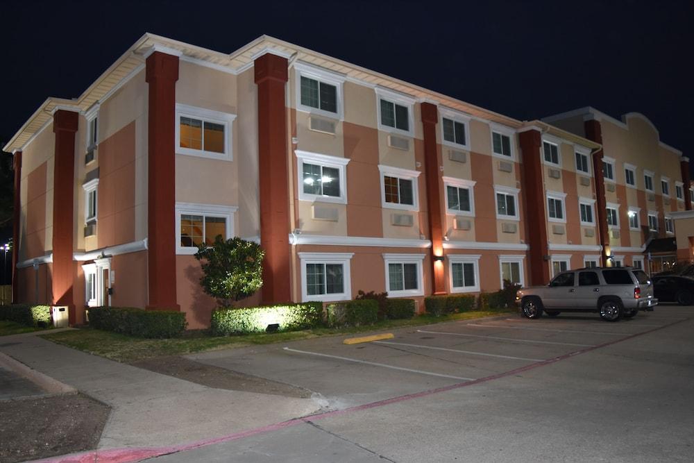 Baymont By Wyndham Dallas/ Love Field Ngoại thất bức ảnh