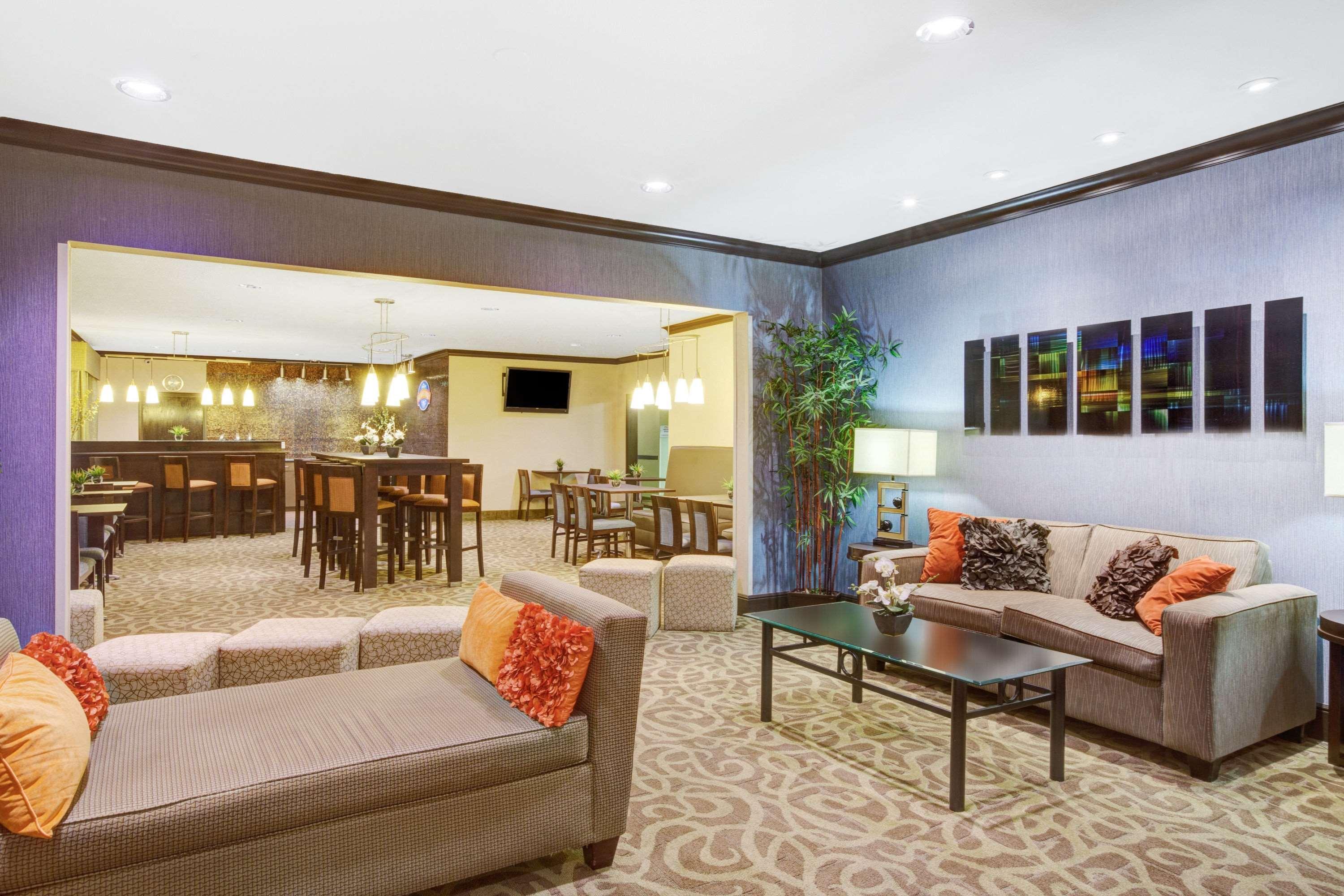 Baymont By Wyndham Dallas/ Love Field Ngoại thất bức ảnh