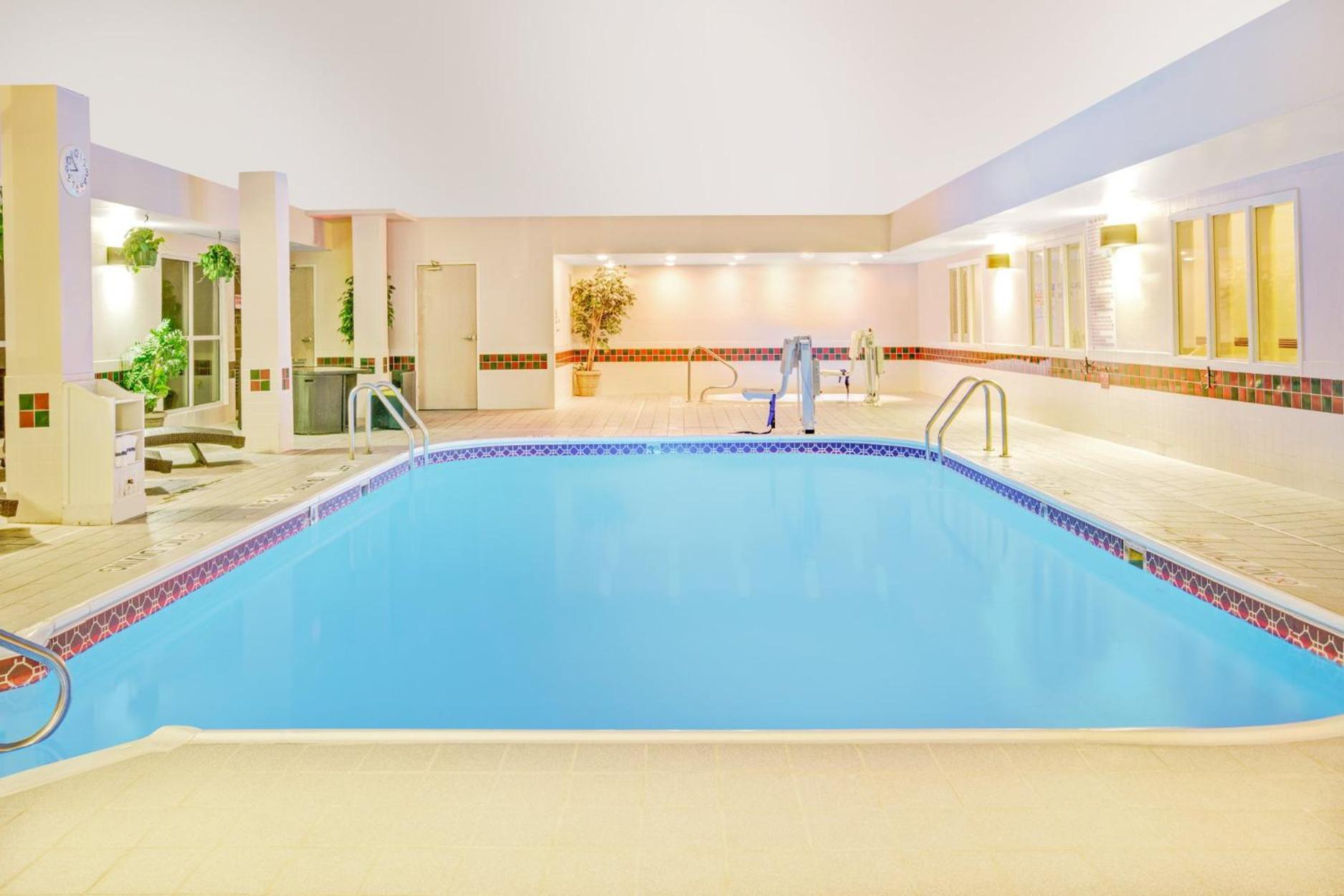 Baymont By Wyndham Dallas/ Love Field Ngoại thất bức ảnh