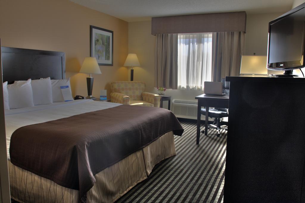 Baymont By Wyndham Dallas/ Love Field Phòng bức ảnh
