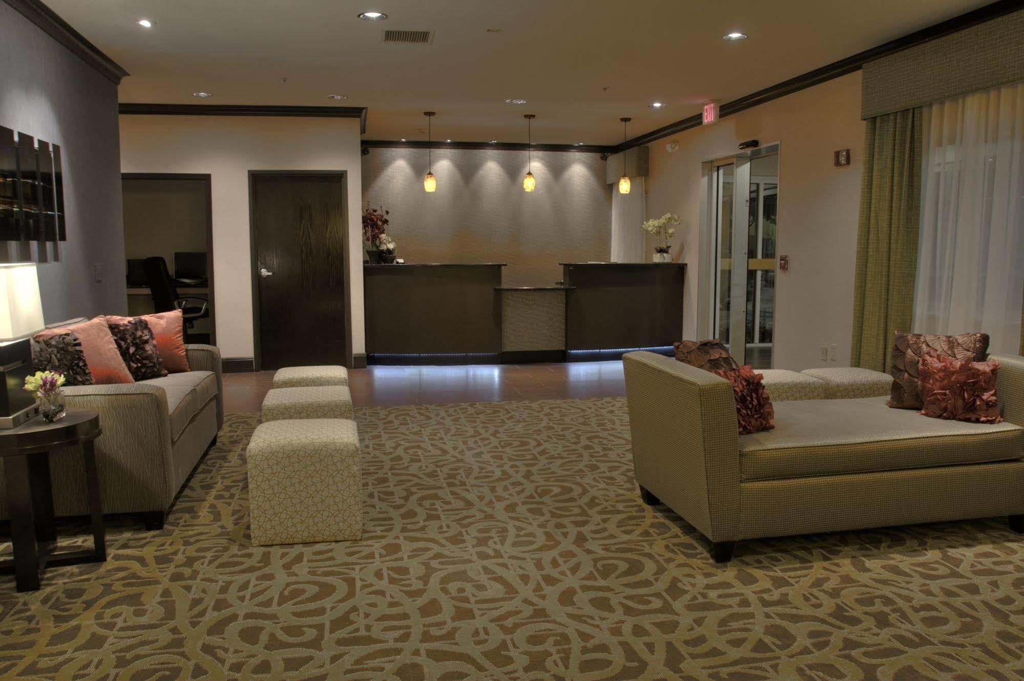 Baymont By Wyndham Dallas/ Love Field Ngoại thất bức ảnh