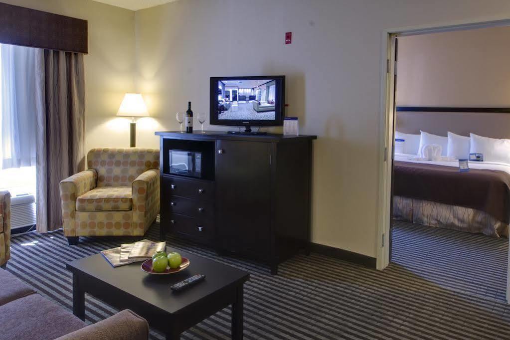 Baymont By Wyndham Dallas/ Love Field Ngoại thất bức ảnh